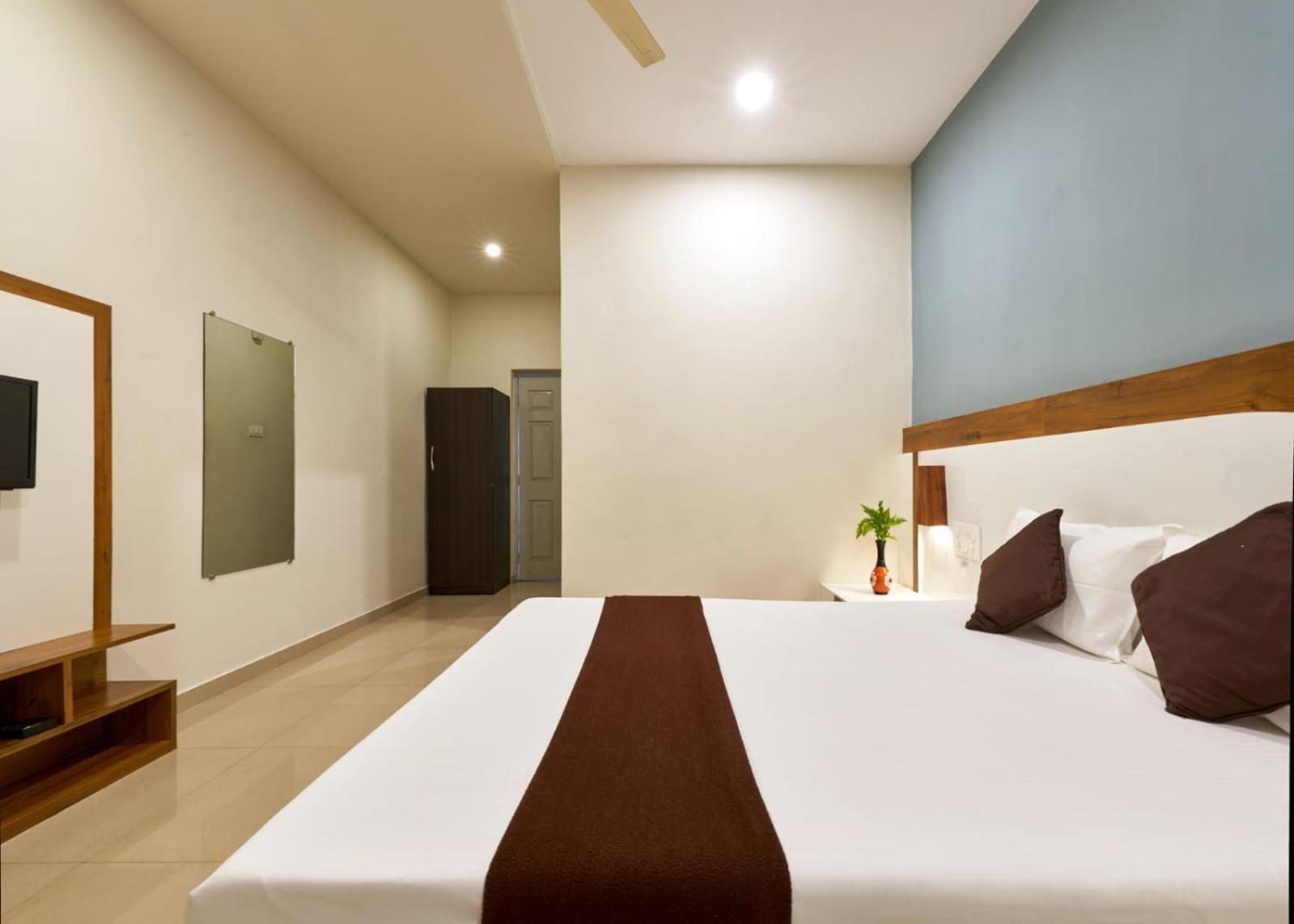 Serenity Resort Panhala Ngoại thất bức ảnh