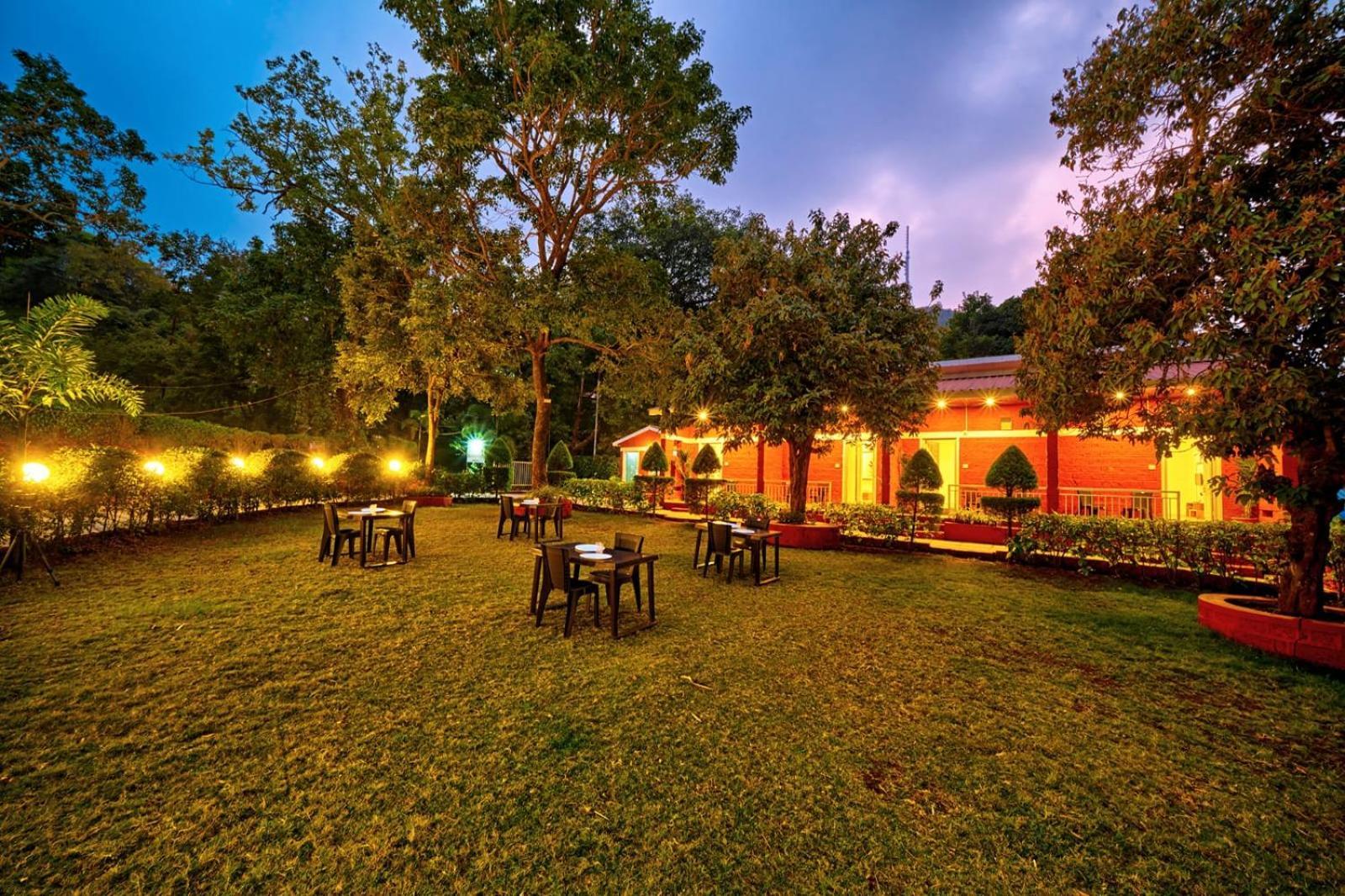 Serenity Resort Panhala Ngoại thất bức ảnh