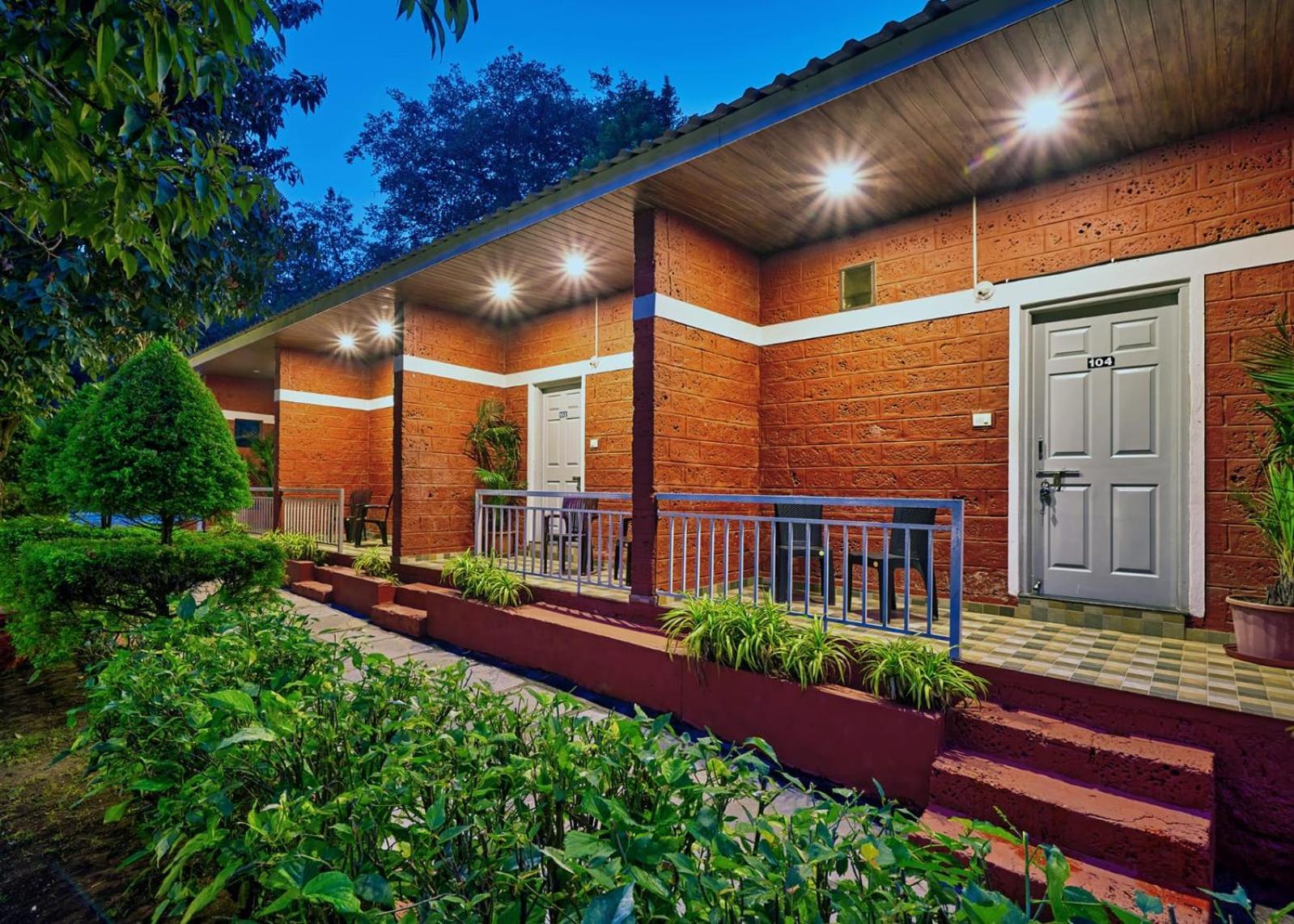Serenity Resort Panhala Ngoại thất bức ảnh