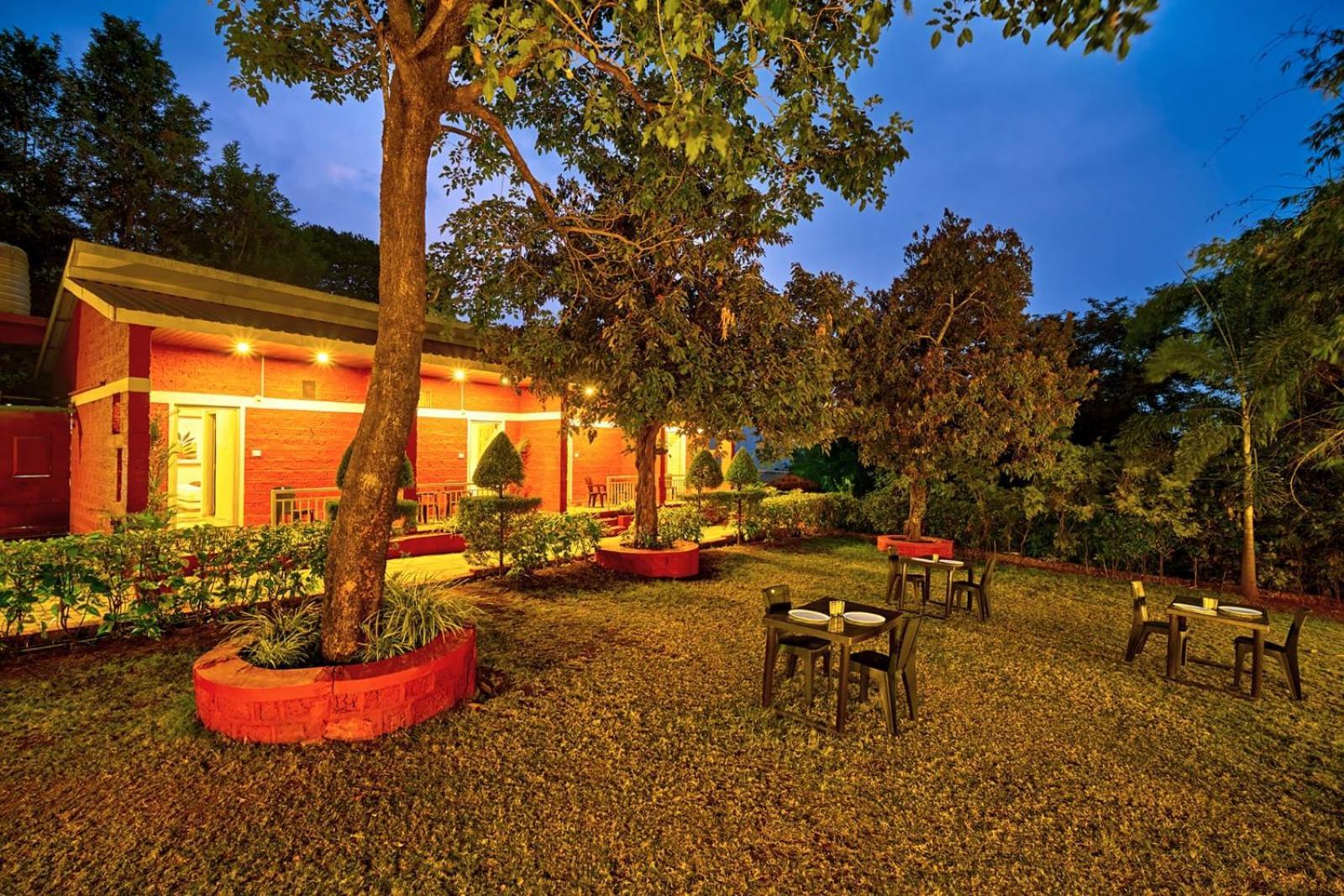 Serenity Resort Panhala Ngoại thất bức ảnh